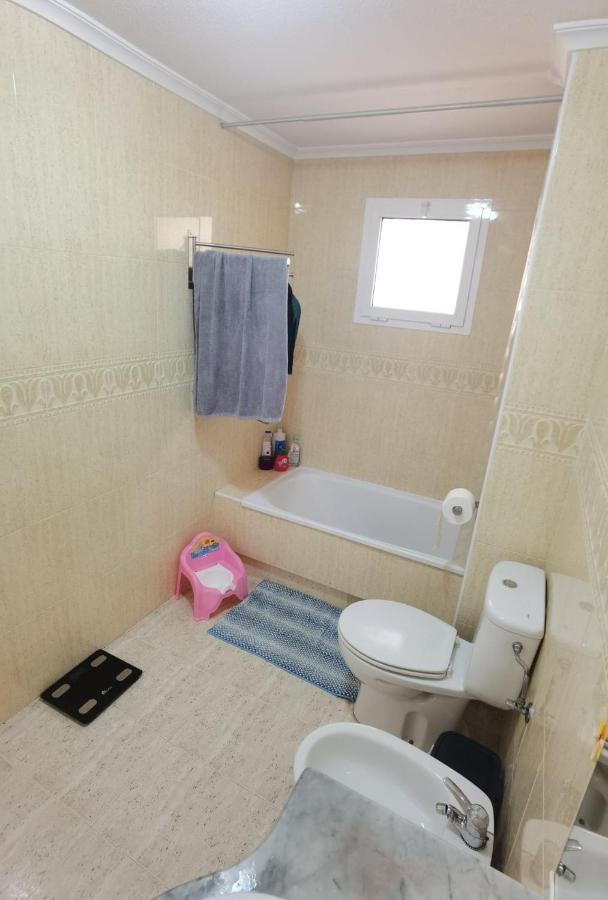 Apartament Z Duzym Tarasem Na Pieknym Osiedlu オリウエラ エクステリア 写真